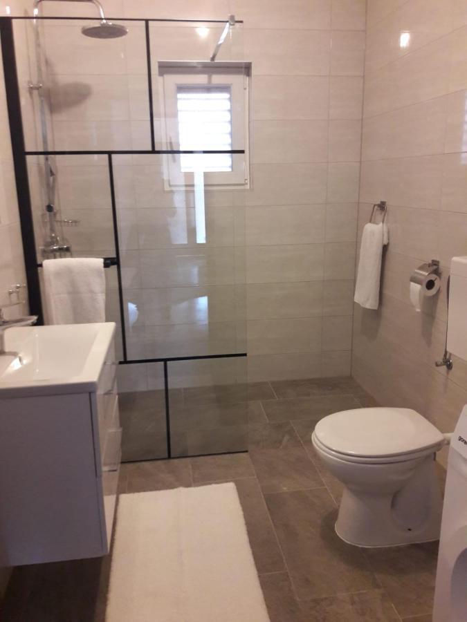 Apartment Splitska Ngoại thất bức ảnh