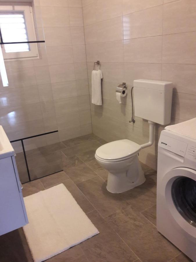 Apartment Splitska Ngoại thất bức ảnh