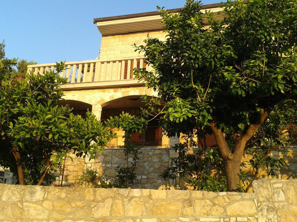 Apartment Splitska Ngoại thất bức ảnh