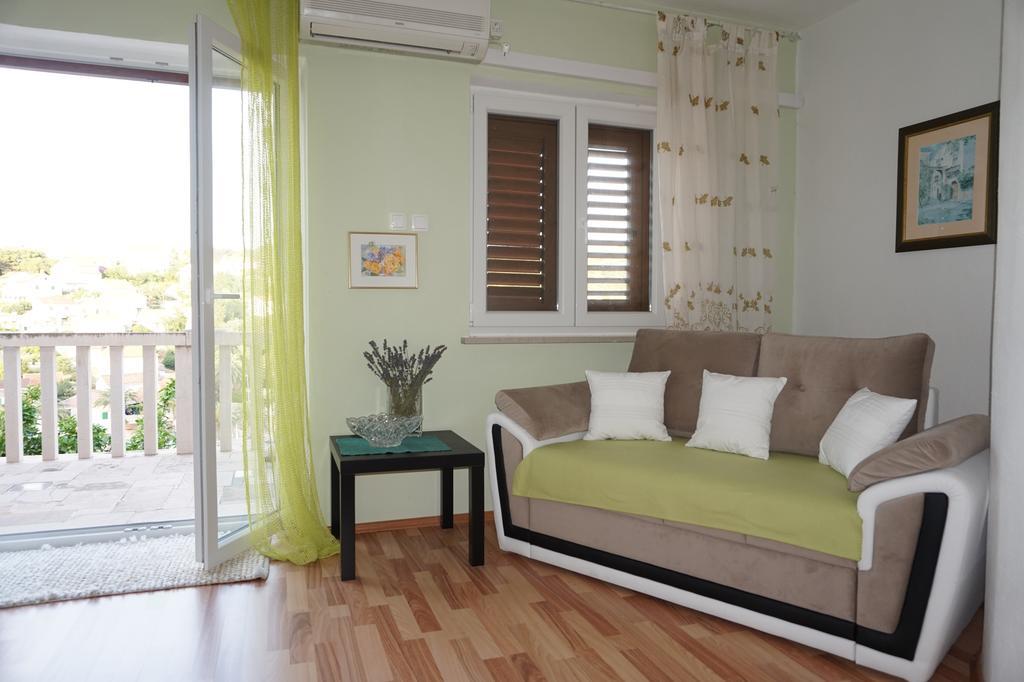 Apartment Splitska Ngoại thất bức ảnh